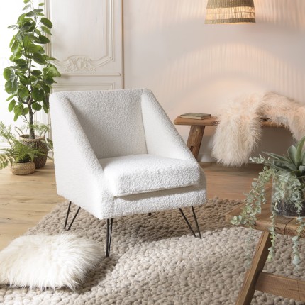Fauteuil AGATHE - Tissu bouclette blanc et pieds épingles métal noir