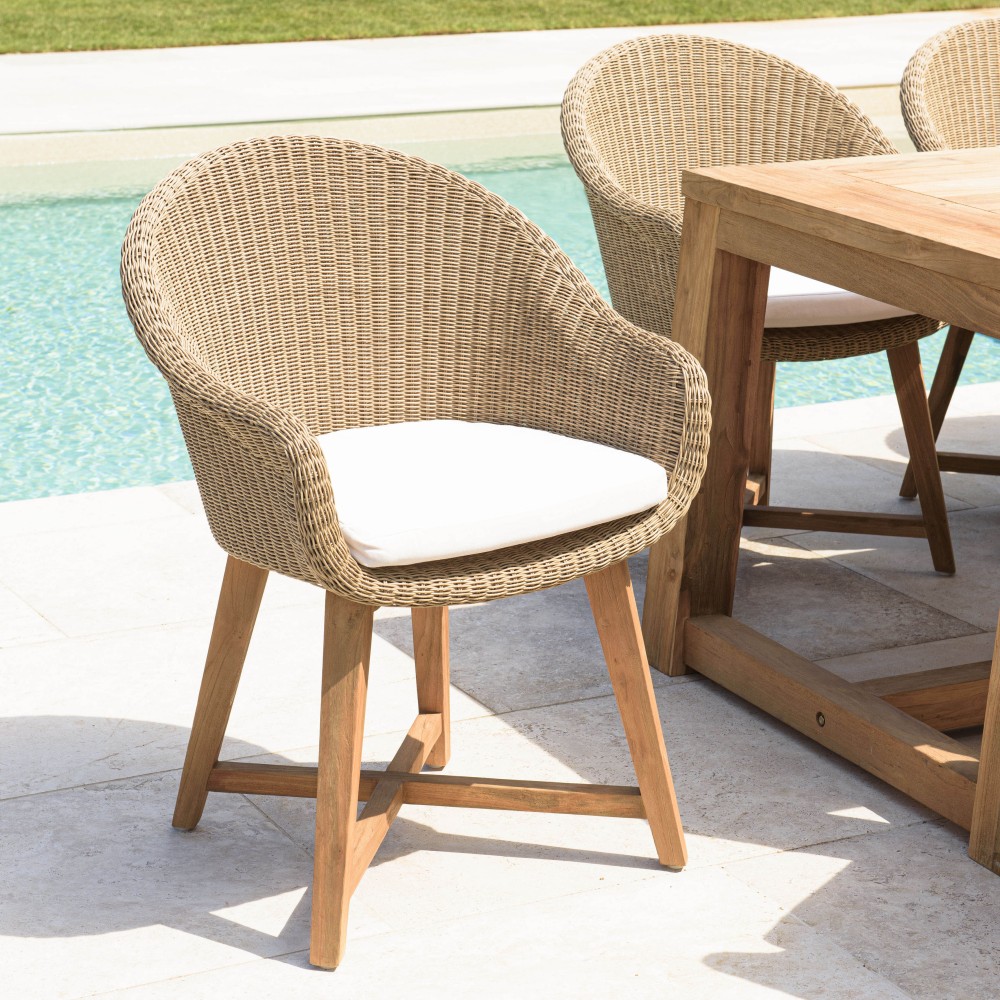KALLY - Set of 2 Synthetic Rattan Garden Armchairs with Cushions KALLY - Set of 2 Synthetic Rattan Garden Armchairs with Cushions
