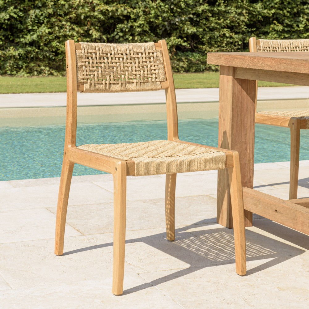 Lot 2 chaises jardin teck rotin synthétique beige Lot 2 chaises jardin teck rotin synthétique beige