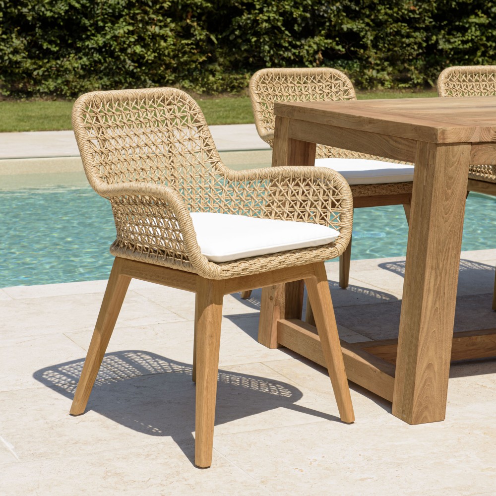 Lot de 2 fauteuils jardin VALERIA en teck et rotin synthétique Lot de 2 fauteuils jardin VALERIA en teck et rotin synthétique