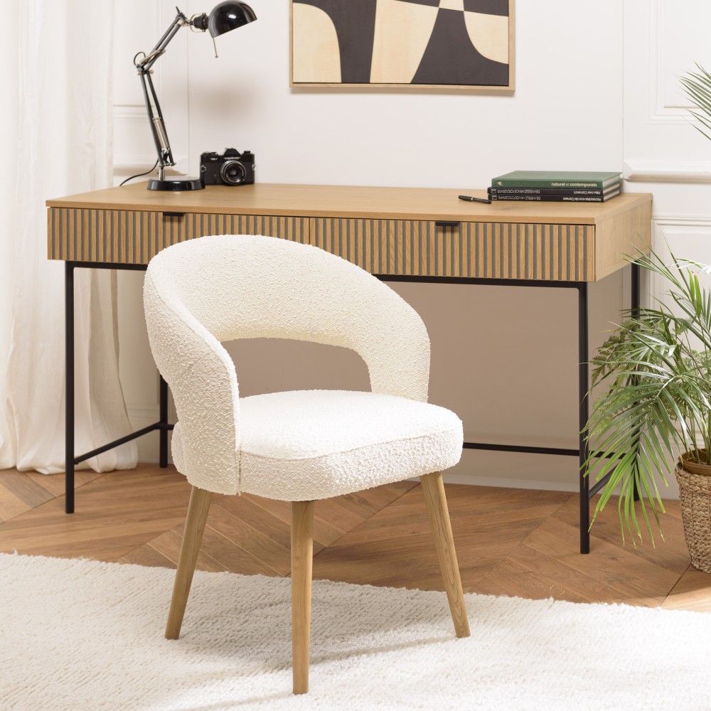 Chaise en tissu bouclette écru PIERRE Chaise en tissu bouclette écru PIERRE