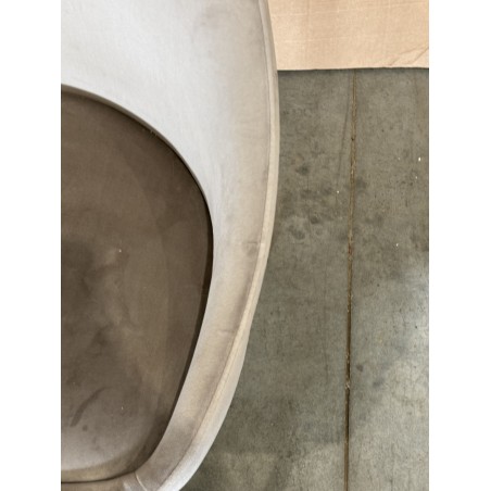 SECONDE MAIN - Lot de 2 chaises velours chamois beige pieds métal noir