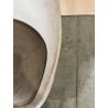 SECONDE MAIN - Lot de 2 chaises velours chamois beige pieds métal noir