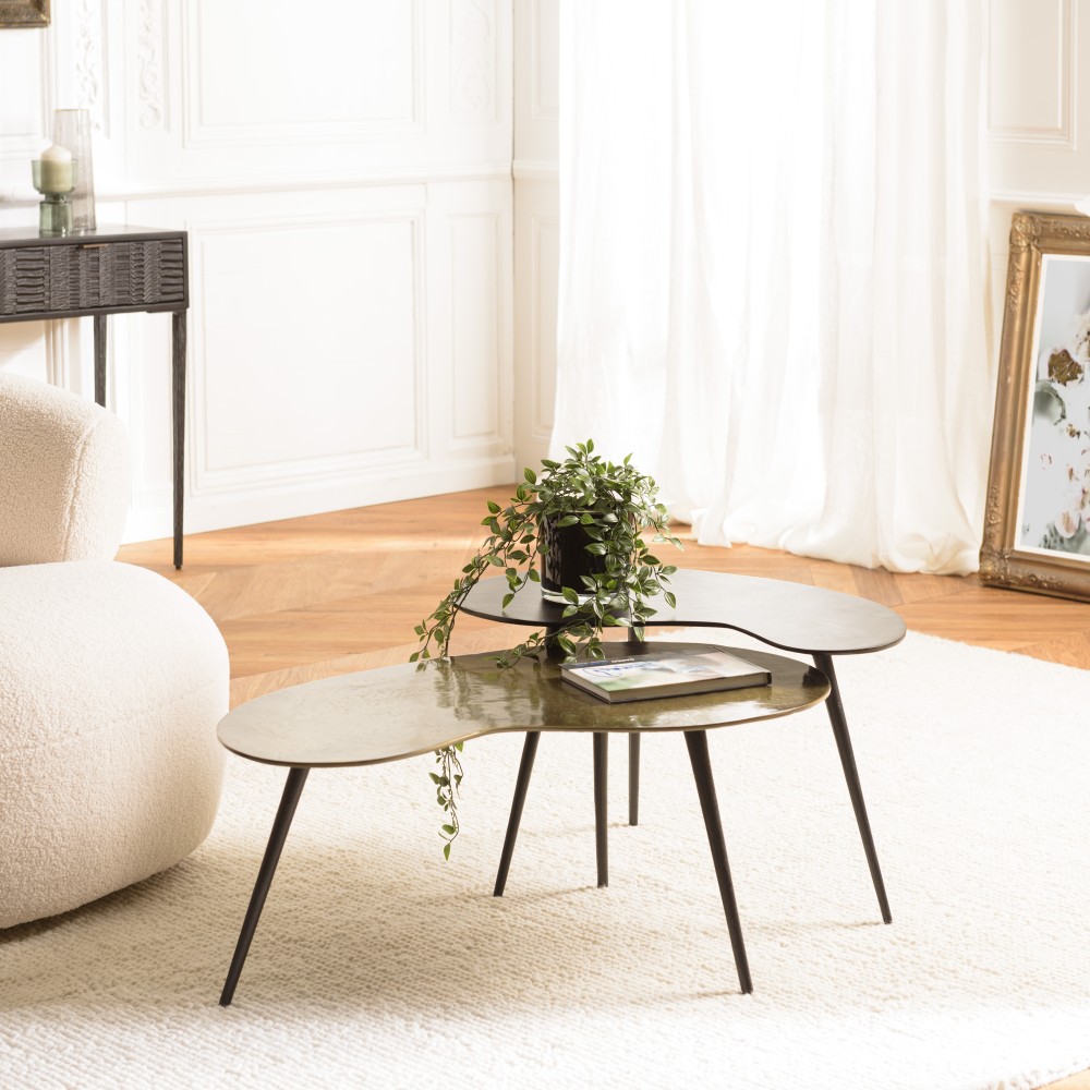 SECOND-HAND - Set of 2 oval coffee tables in matt black and gold aluminium SECOND-HAND - Set of 2 oval coffee tables in matt black and gold aluminium