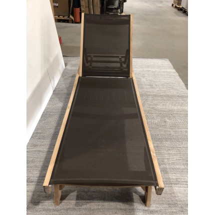Taupe-coloured textilene sun lounger in teak | SECOND-HAND