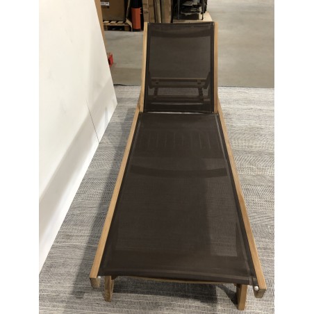 Bain de soleil couleur taupe en Teck |  SECONDE MAIN