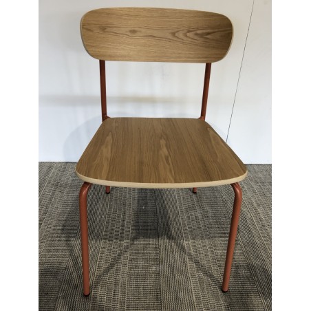 Chaise écolier en bois de frêne et acier terracotta | SECONDE MAIN