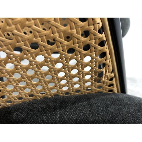 SECONDE MAIN - 2 fauteuils tissu noir dossier arrondi effet cannage