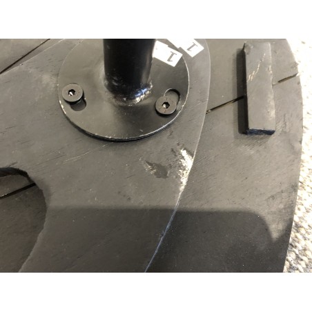 SECONDE MAIN - Table d’appoint ovoïde plateau texturé noir mat pieds fer noir
