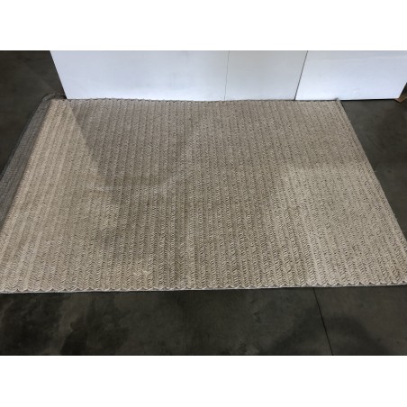 Rectangular rug, 200 x 290 cm, woven beige wool – Second-hand