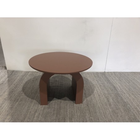 Runder Couchtisch aus terrakottafarben lackiertem Holz D60cm | Macabane