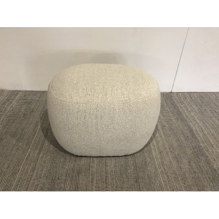 Pouf forme design n°2 en tissu petite bouclette beige  | Collection Leopold