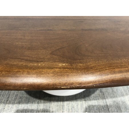 Couchtisch 70x70cm aus Mangoholz Fuß aus elfenbeinfarbenem Metall | Macabane