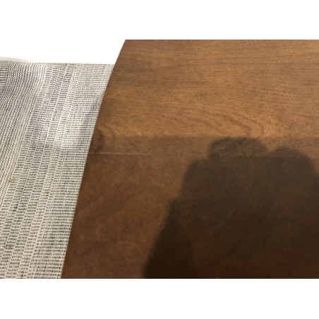 Quadratischer Couchtisch aus Mangoholz mit elfenbeinfarbenem Fuß | Macabane Möbel