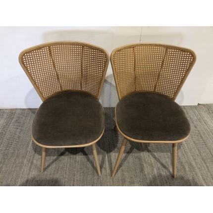 SECONDE MAIN - Lot de 2 chaises assise tissu taupe large dossier effet cannage