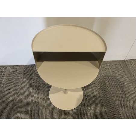 Round side table in beige steel, D35cm | Agathe Collection