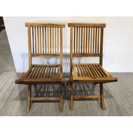 SECONDE MAIN - Lot de 2 chaises en teck huilé