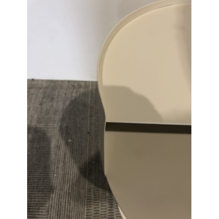 Round side table in beige steel, D35cm | Agathe Collection